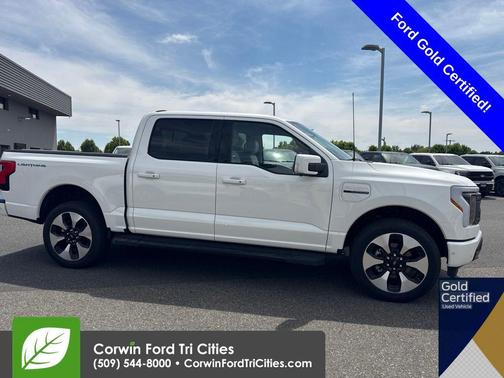 Star White Metallic Tri-Coat 2022 Ford F-150 Lightning Platinum