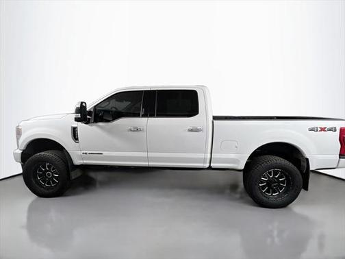 2022 Ford F-350 Platinum