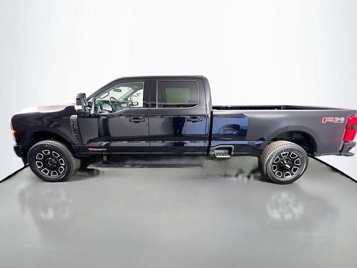 2025 Ford F-350 Platinum
