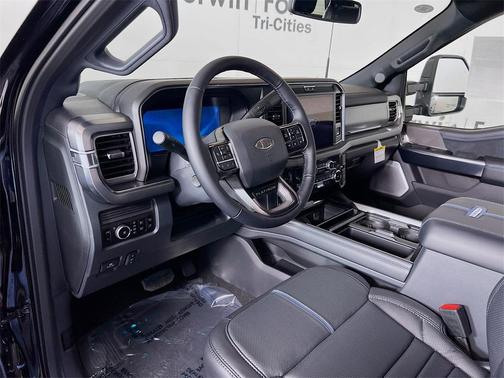 2025 Ford F-350 Platinum