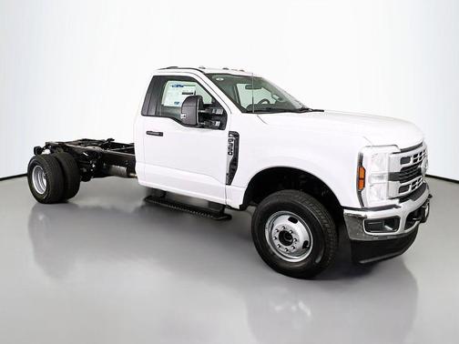 2025 Ford F-350 XL