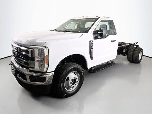 2025 Ford F-350 XL