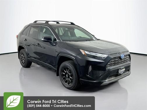 2022 Toyota RAV4 Hybrid SE