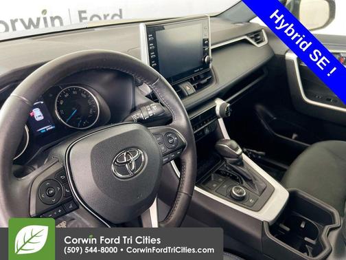 2022 Toyota RAV4 Hybrid SE