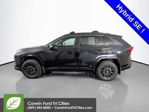 2022 Toyota RAV4 Hybrid SE