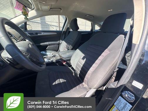 Shadow Black 2018 Ford Fusion SE