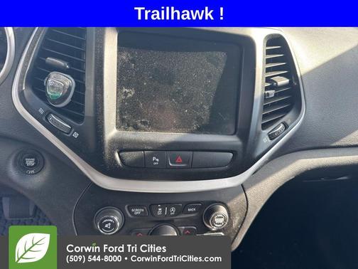 2018 Jeep Cherokee Trailhawk