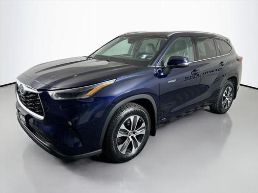 2021 Toyota Highlander Hybrid XLE