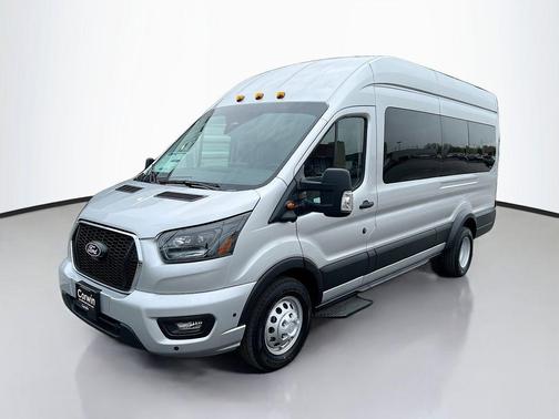 Ingot Silver Metallic 2026 Ford Transit-350 XLT