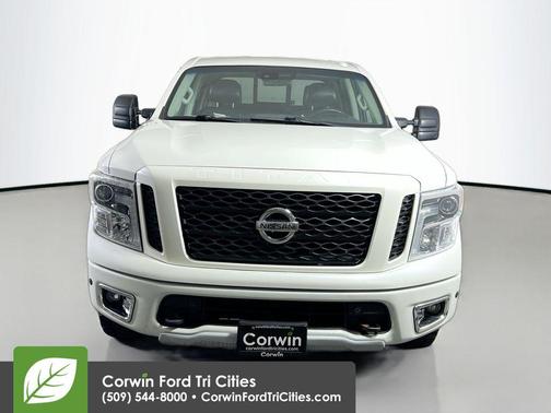 Pearl White 2018 Nissan Titan PRO-4X