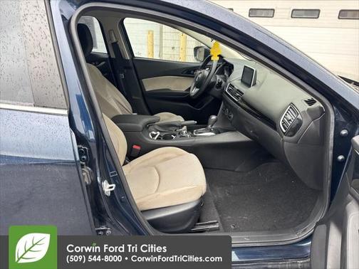2016 Mazda Mazda3 i Sport