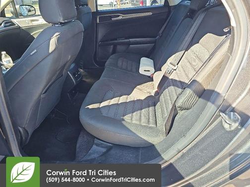 Magnetic 2017 Ford Fusion SE