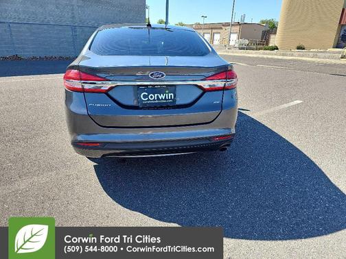 Magnetic 2017 Ford Fusion SE