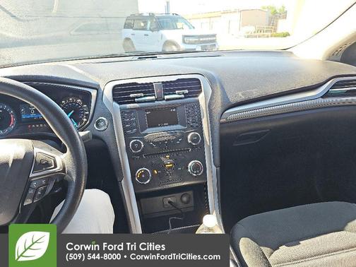Magnetic 2017 Ford Fusion SE