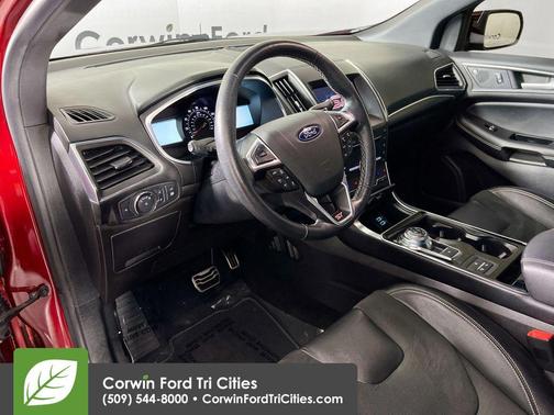 Ruby Red Metallic Tinted Clearcoat 2019 Ford Edge ST