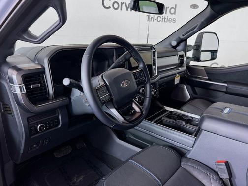 2026 Ford F-350 Platinum