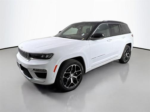 2022 Jeep Grand Cherokee Summit