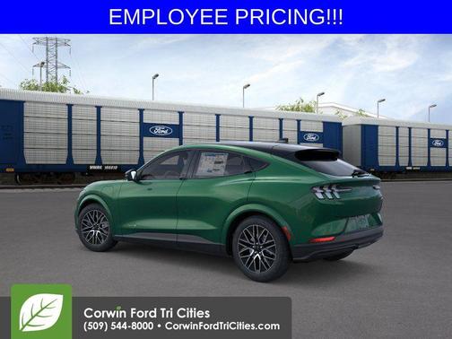 Eruption Green Metallic 2026 Ford Mustang Mach-E Premium