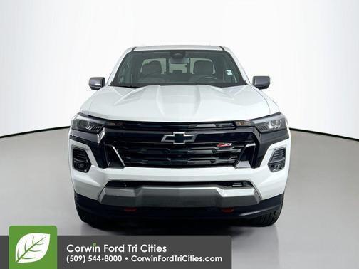Summit White 2025 Chevrolet Colorado Z71