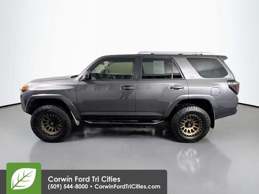 Magnetic Gray Metallic 2018 Toyota 4Runner SR5