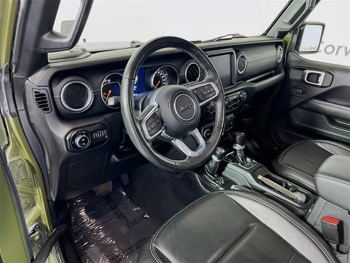 2022 Jeep Gladiator Overland