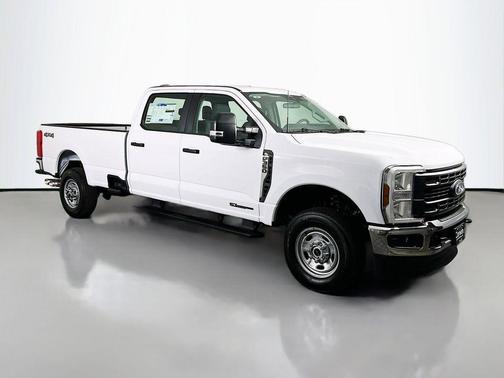 Oxford White 2026 Ford F-350 XL