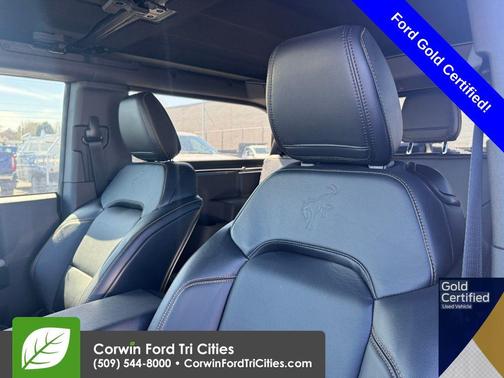 Iconic Silver Metallic 2023 Ford Bronco Badlands