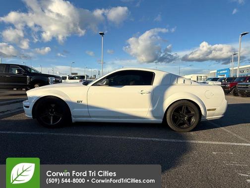 2006 Ford Mustang GT Premium