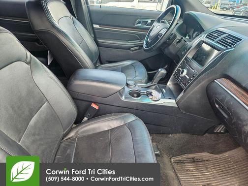 Blue Jeans Metallic 2017 Ford Explorer Limited