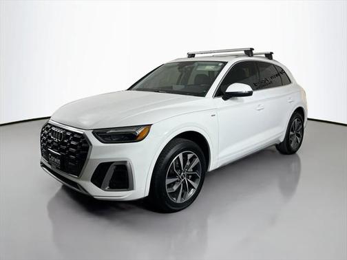 2022 Audi Q5 45 S line Premium Plus
