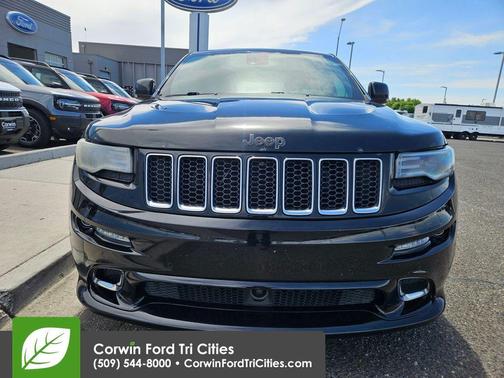 Brilliant Black Crystal Pearlcoat 2014 Jeep Grand Cherokee SRT