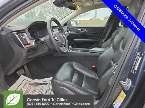 2024 Volvo S60 B5 Plus Dark Theme