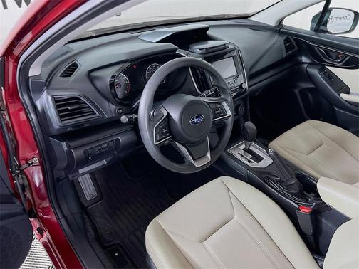 2017 Subaru Impreza 2.0i