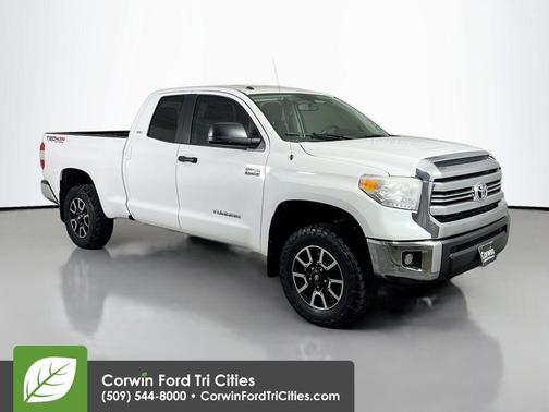 Super White 2016 Toyota Tundra SR5