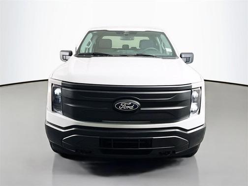 2025 Ford F-150 Lightning Pro