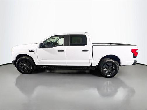 2025 Ford F-150 Lightning Pro