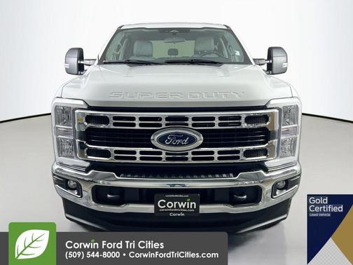 Oxford White 2024 Ford F-350 XLT