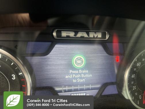 2022 RAM 3500 Tradesman Crew Cab 4x4 8' Box