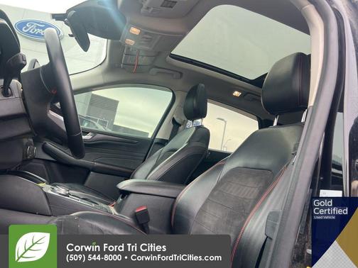 Agate Black Metallic 2022 Ford Escape SEL