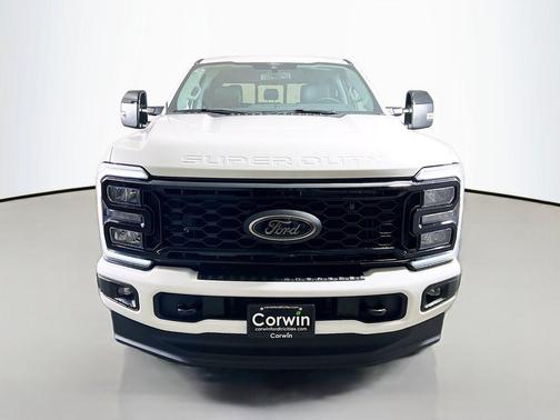 2026 Ford F-350 Lariat