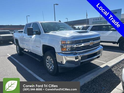 Summit White 2018 Chevrolet Silverado 2500 LT