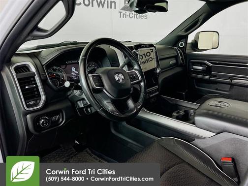 2020 RAM 3500 Laramie Crew Cab 4x4 8' Box