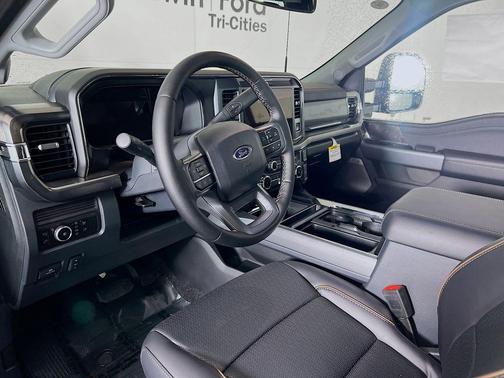 2025 Ford F-450 Lariat