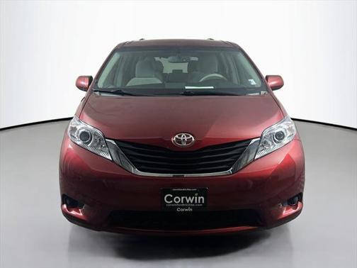 2013 Toyota Sienna LE