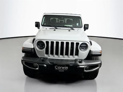 2022 Jeep Gladiator Overland