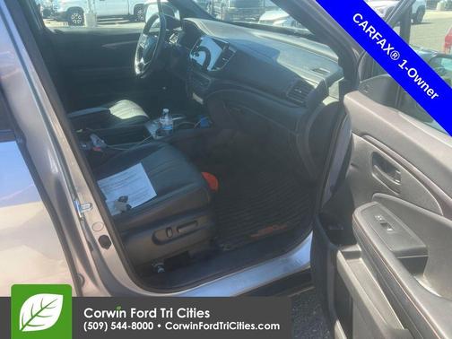 Lunar Silver Metallic 2022 Honda Passport AWD TrailSport