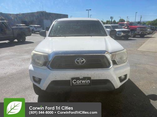 Super White 2015 Toyota Tacoma Base