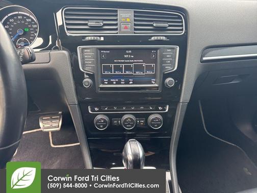 2017 Volkswagen Golf R 2.0T DSG