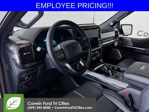 Star White Metallic Tri-Coat 2026 Ford F-150 Platinum