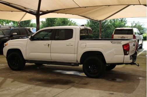 2019 Toyota Tacoma SR